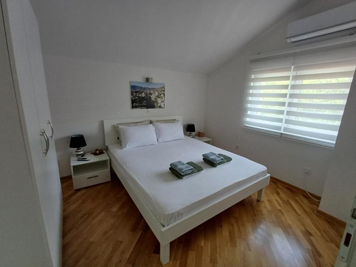 Villa Tamara With Garden And River View - Free Private Parking - Garage Mostar Extérieur photo