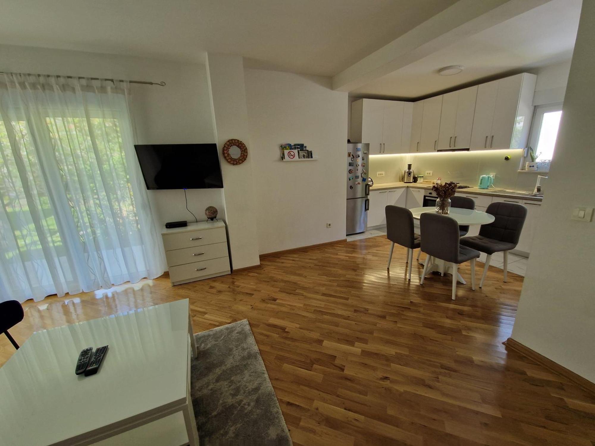Villa Tamara With Garden And River View - Free Private Parking - Garage Mostar Extérieur photo