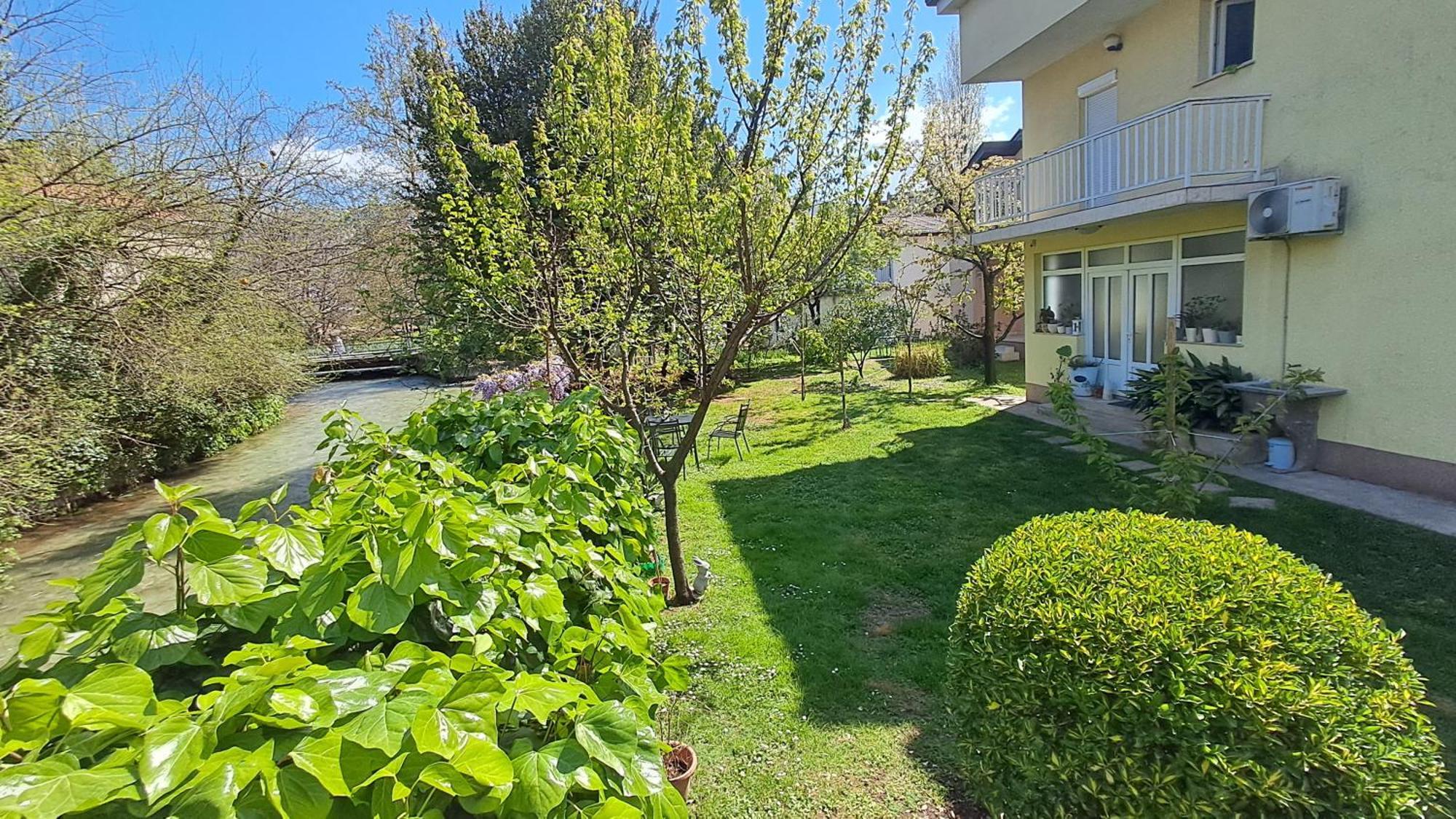 Villa Tamara With Garden And River View - Free Private Parking - Garage Mostar Extérieur photo